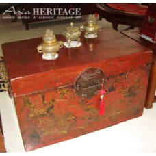 Red_Antique_LeatherTrunk